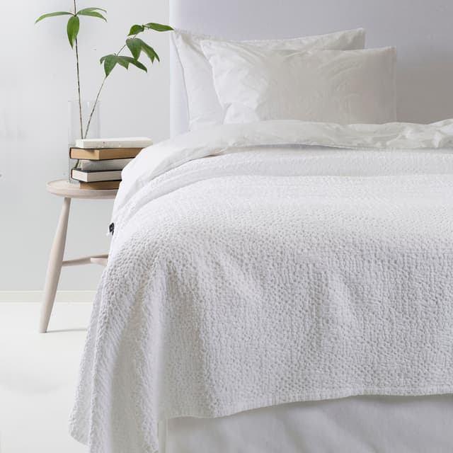 Dani Bedspread White 160x260
